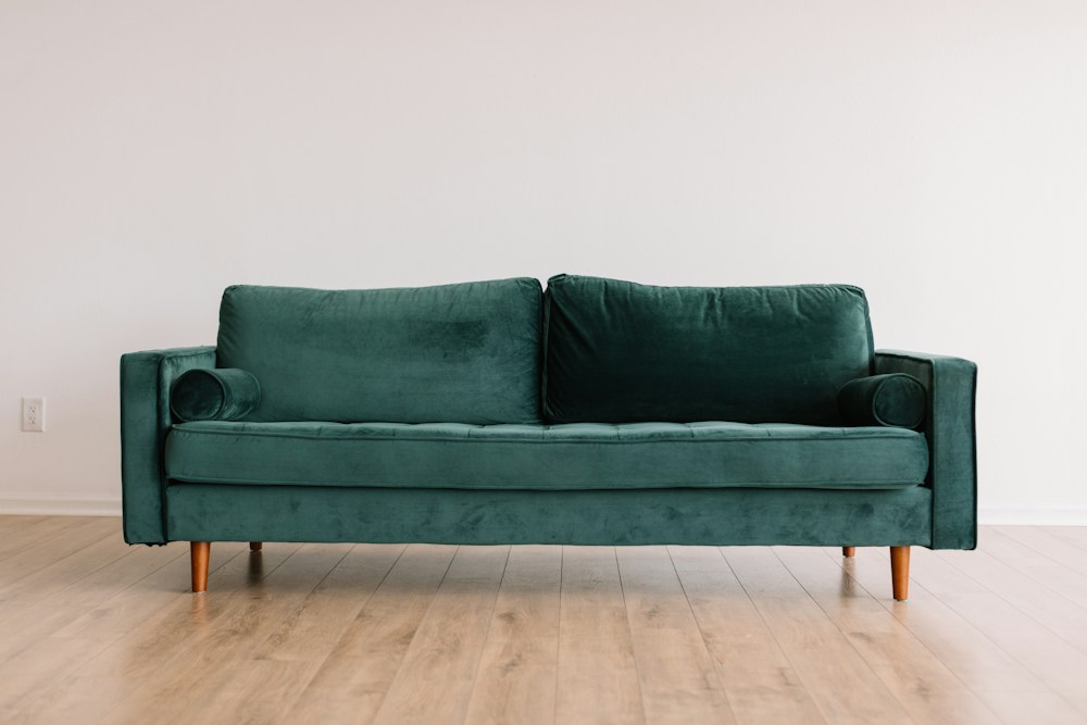 3-seater velvet sofa